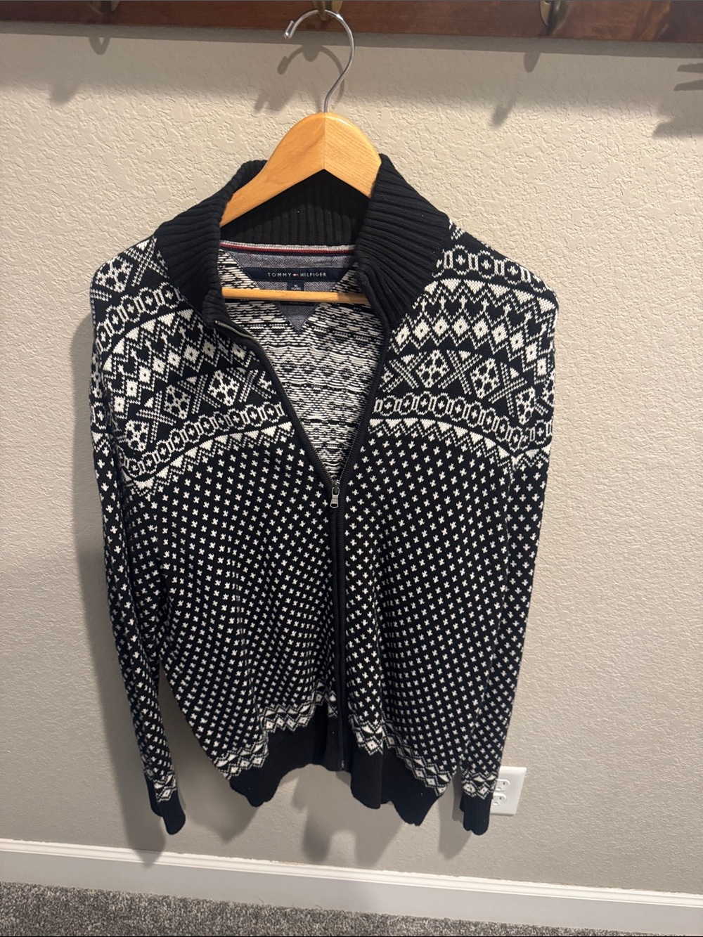 Tommy Hilfiger Black & White Fair Isle Zip-Up Sweater Jacket